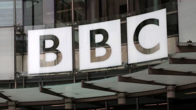 Директорът в оставка на Би Би Си горд с журналистическата работа на медията